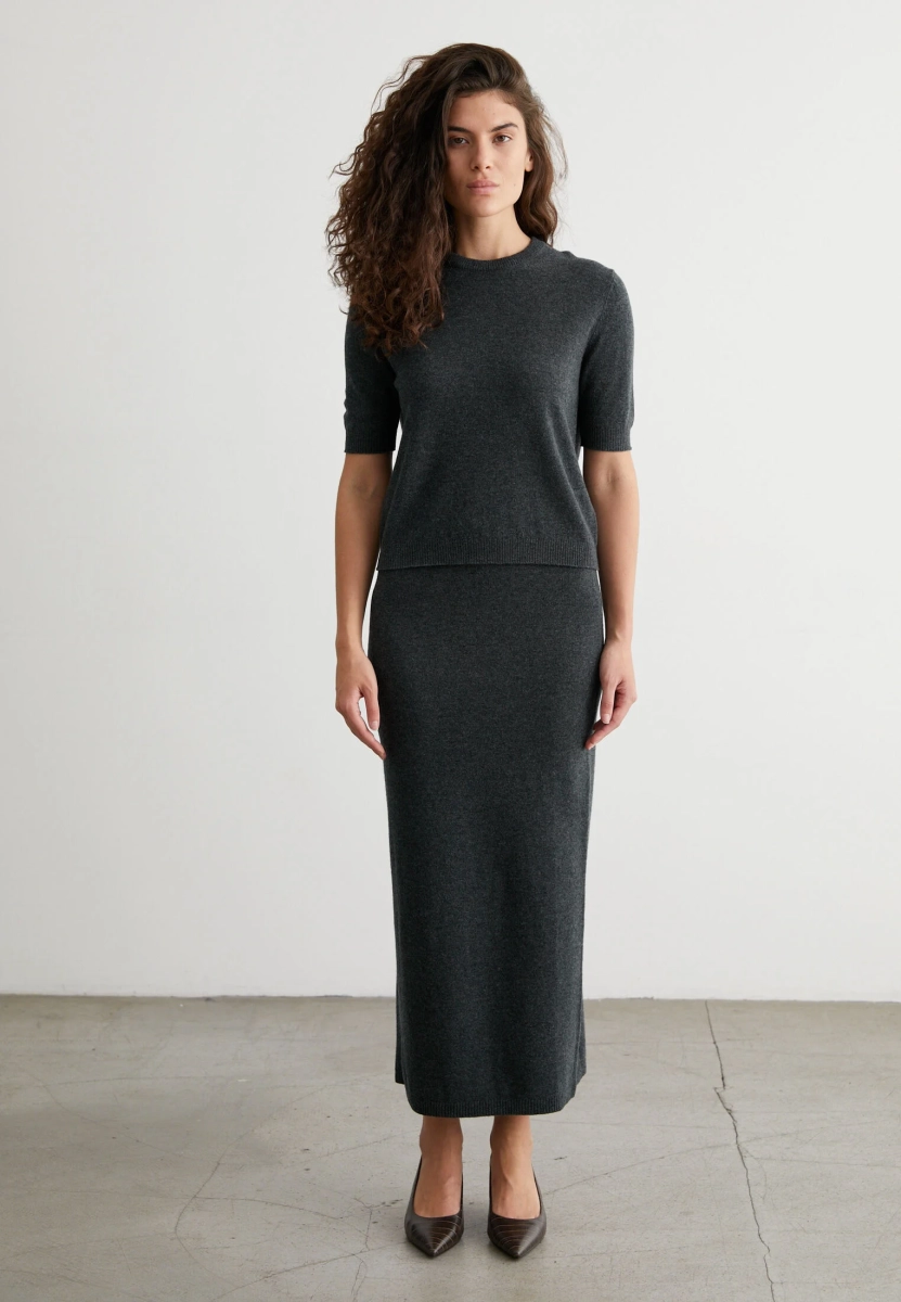 Юбка кашемировая Norma Marou, цвет: темно-серый, Mar2_2605 купить онлайн