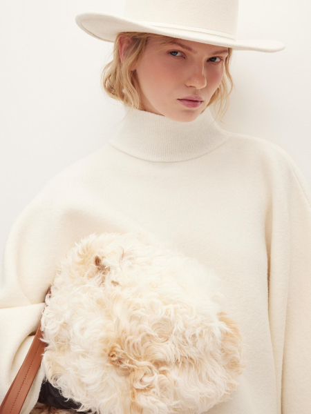 Сумка из натурального меха Chaika, цвет: бежевый AW25BG01-02 купить онлайн