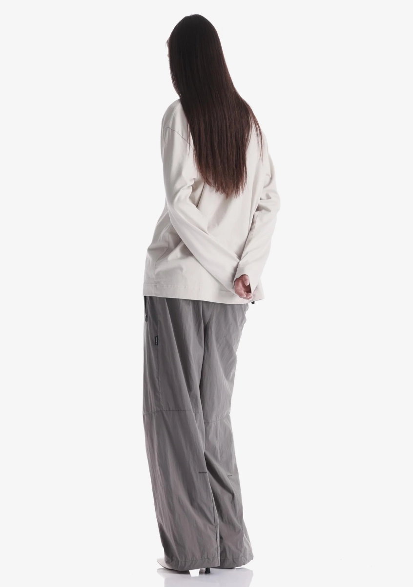 Лонгслив с тональным логотипом KRAKATAU, цвет: пепельно-белый, Tu125-43 купить онлайн