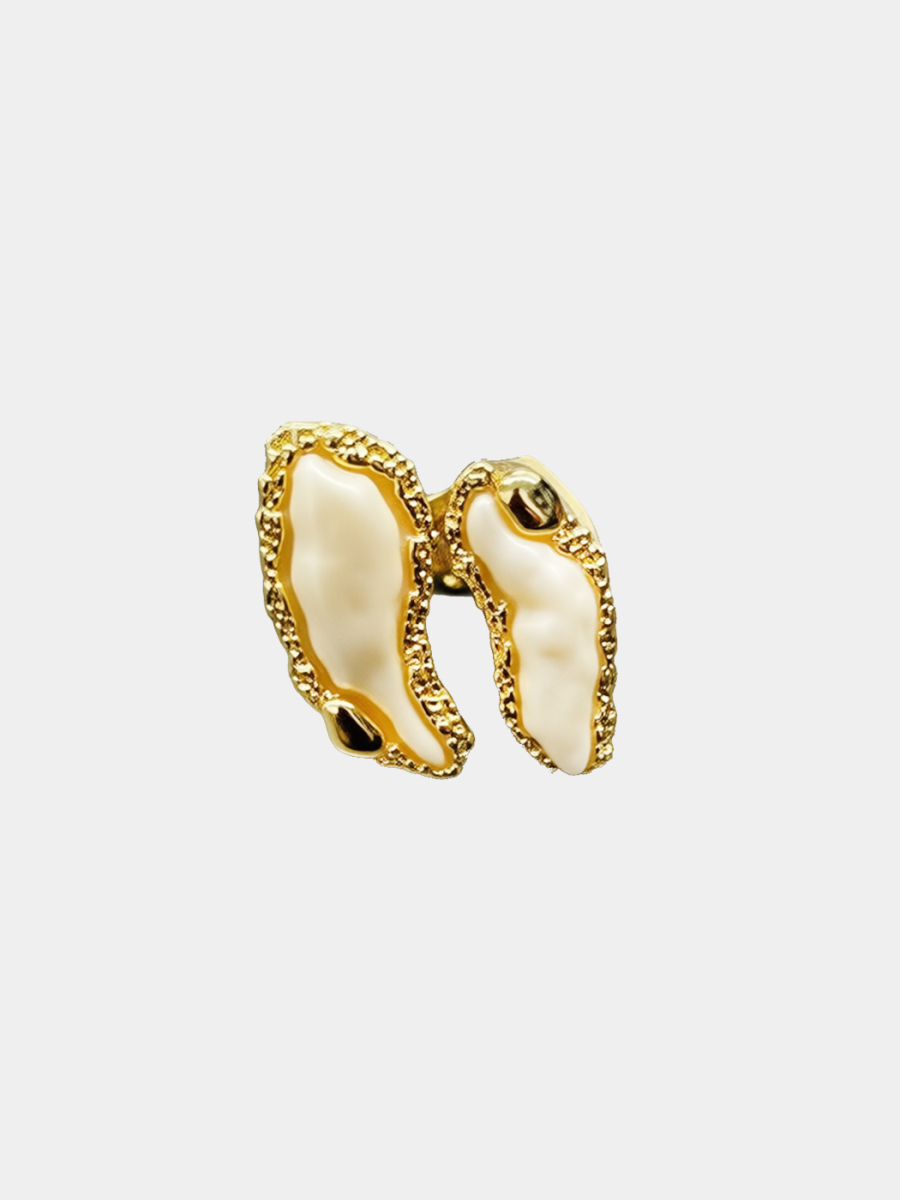 Кольцо с жемчугом