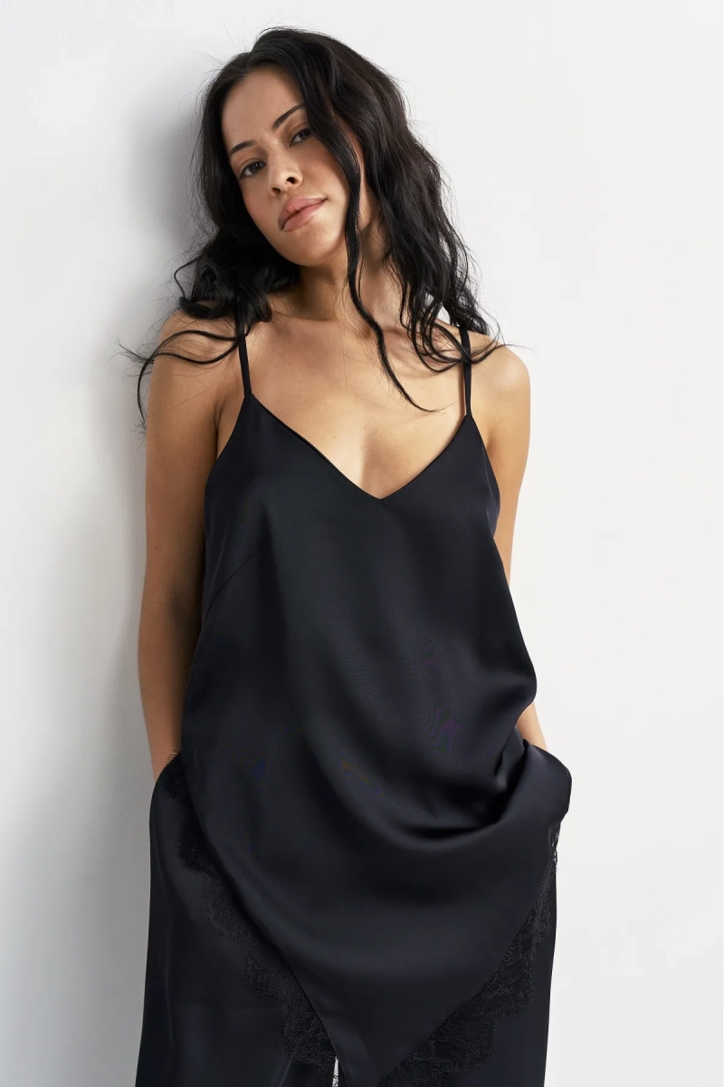 Топ с кружевом