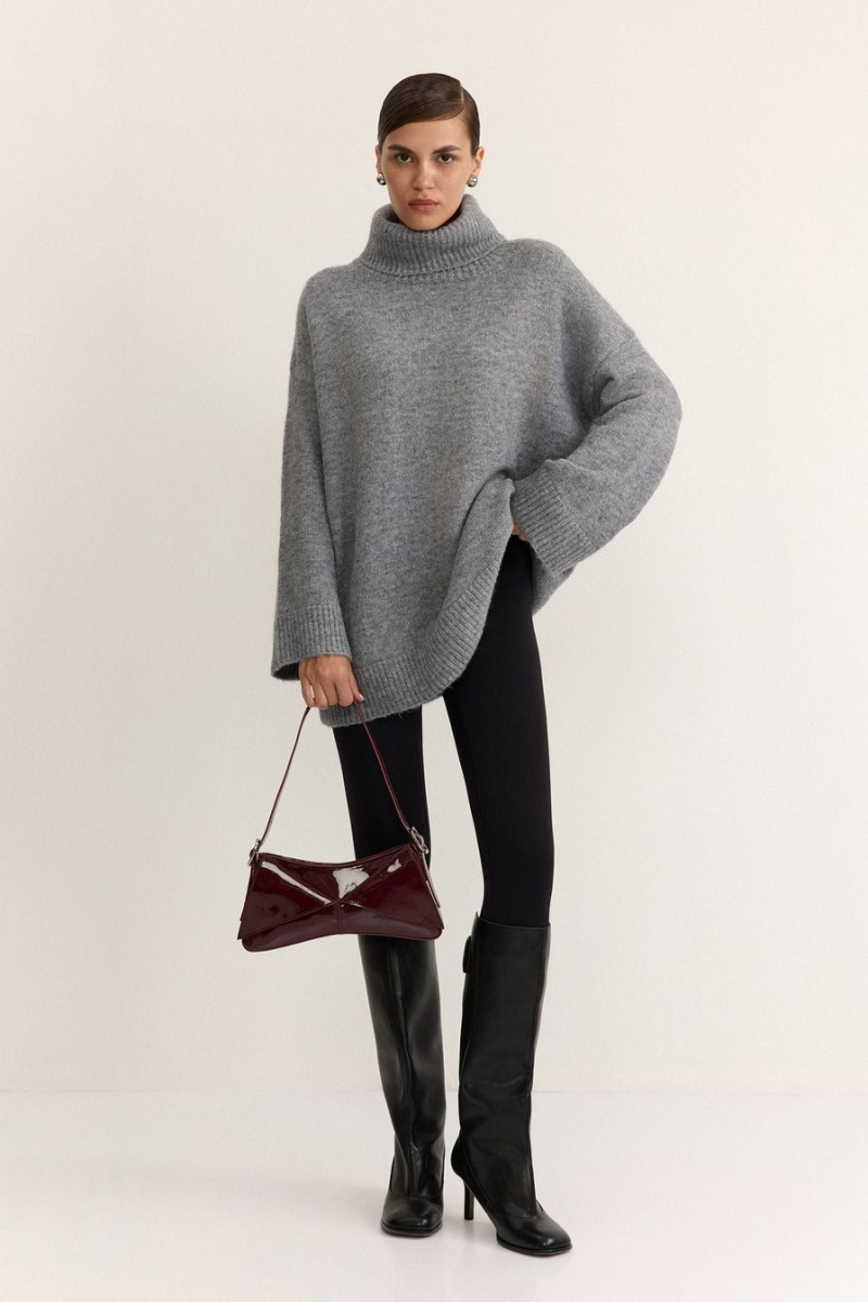 Сумка-багет из экокожи