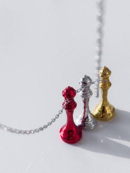 Серебряная подвеска «Твой ход» SBLESKOM, цвет: серебро 12007 |новая коллекция купить онлайн