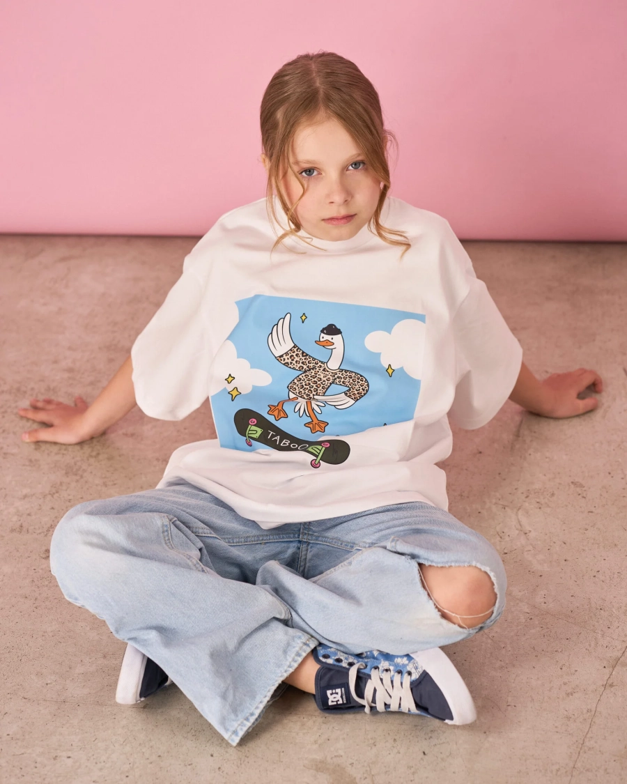 Футболка с гусем на скейте для детей