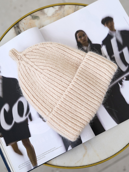 Шапка с "хвостиком" I.B.W., цвет: бежевый KJ130 купить онлайн