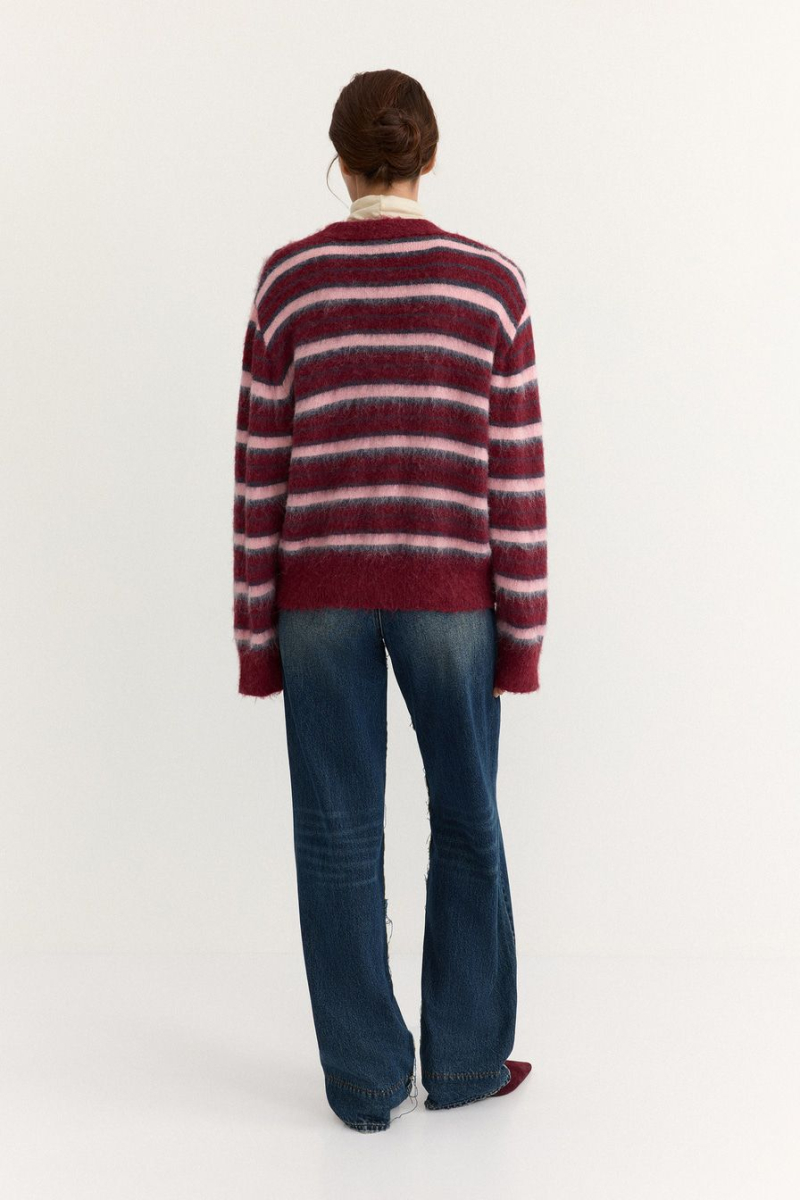 Пушистый кардиган с принтом «полоска» TOPTOP, цвет: бордовый с принтом, TT.051.18371.331 купить онлайн