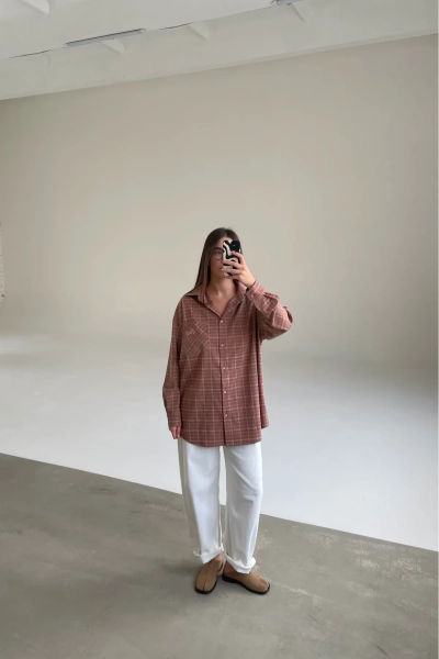 Рубашка в клетку с карманом Пыльная роза Erist store, цвет: бежевый, НФ-00003257 купить онлайн