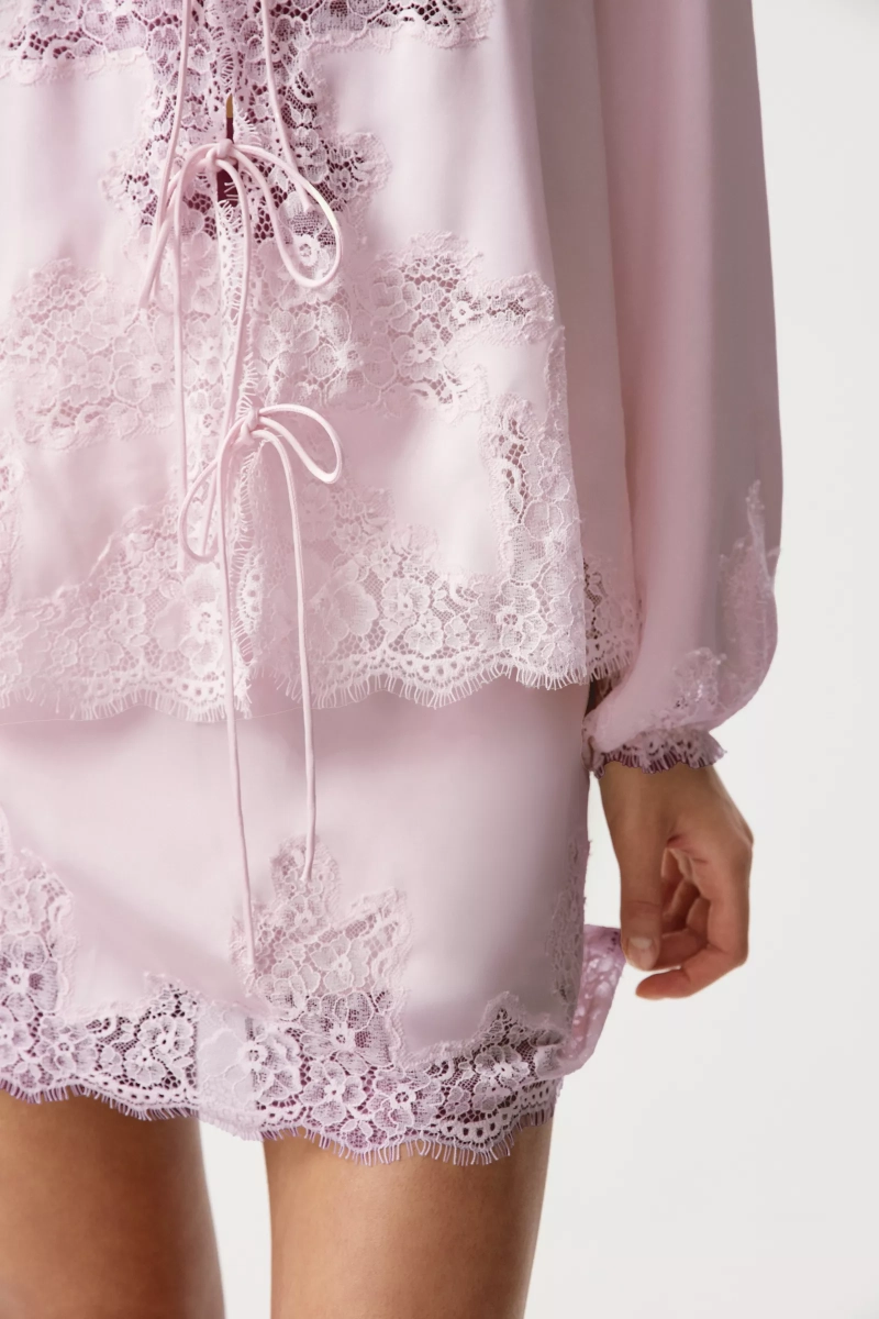 Блуза с кружевной отделкой Charmstore, цвет: нежно-розовый, 102-56660-236 купить онлайн