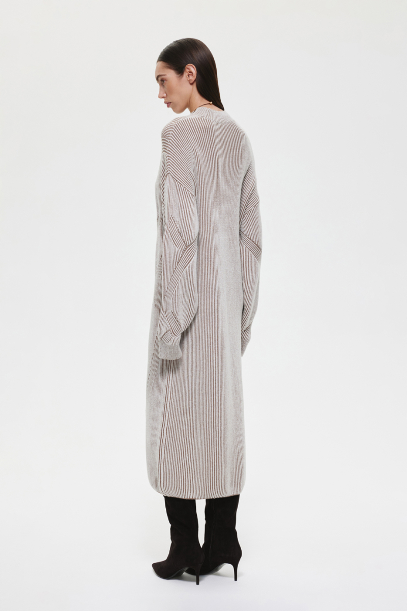 Вязаное платье DREAMS BY ALENA AKHMADULLINA, цвет: бежевый, 225104070304264/119000 купить онлайн