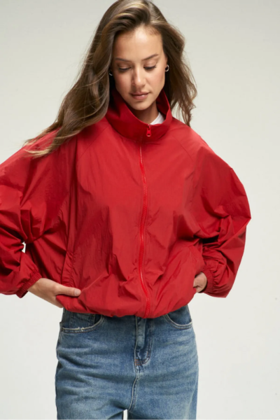 Ветровка Red