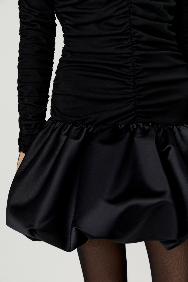 Платье с драпировкой и юбкой-баллон Charmstore, цвет: Черный, 111-27762-880 купить онлайн