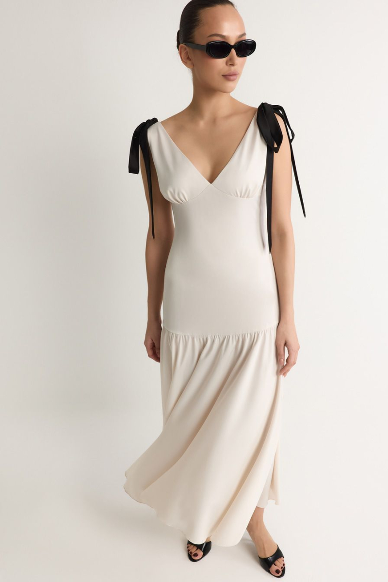 Платье с бантами TOPTOP, цвет: молочный, TT.012.18400.120 купить онлайн