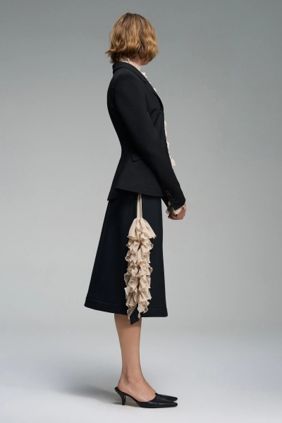 Приталенный жакет с баской WALK OF SHAME, цвет: Черный, JT064/FW2526 купить онлайн