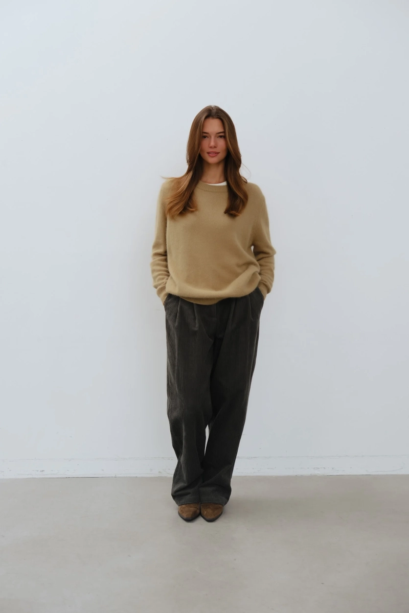 Вельветовые брюки с защипами Molly Marou, цвет: зеленый, mar1_0923_10 купить онлайн