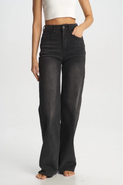 Джинсы трубы Washed Black