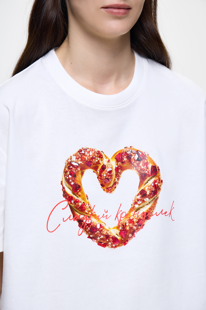 Футболка с принтом DREAMS BY ALENA AKHMADULLINA, цвет: белый, 126103120404450/302000 купить онлайн