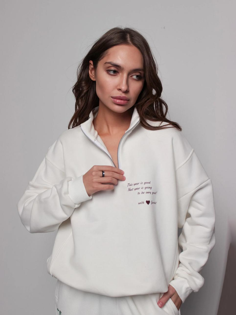 Свитшот с короткой молнией