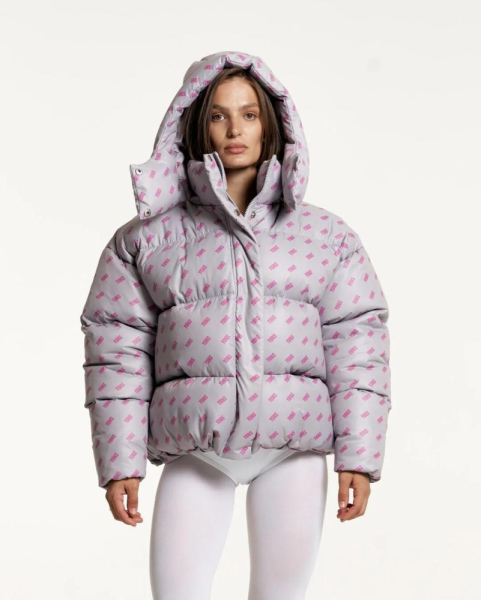 Пуховик PUFFER Y1 YONS ME LIGHT GREY YONS, цвет: Светло-серый  со скидкой купить онлайн