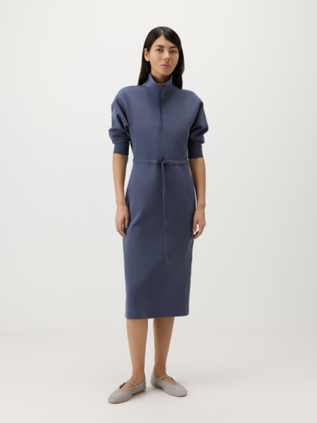 Прямое платье из неофутера