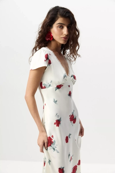 Платье из сатина с принтом и кружевом Charmstore, цвет: цветы на молочном,  купить онлайн