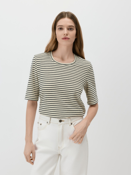 Прямая футболка букле