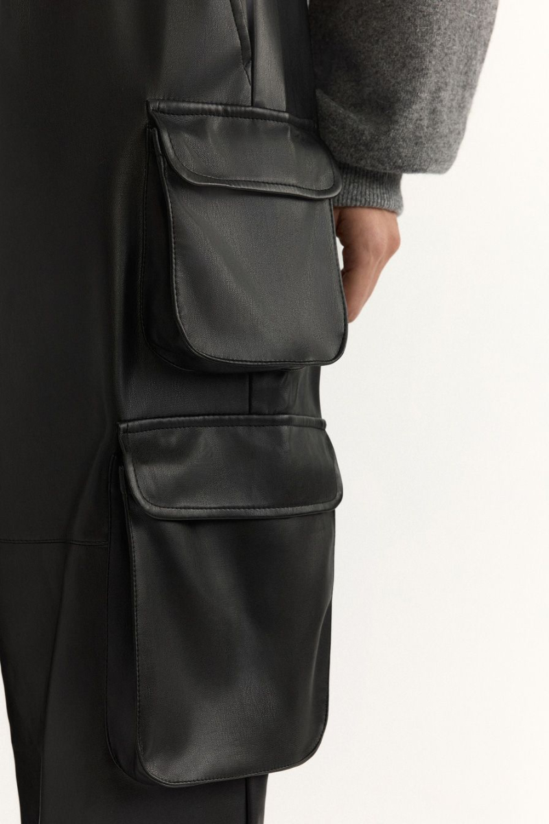 Шорты из экокожи TOPTOP, цвет: Черный, TTS.039.19318.900 купить онлайн