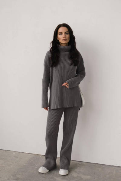 Брюки трикотажные