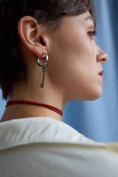 Серебряная подвеска «Счастья ключ» mini black SBLESKOM, цвет: серебро, 92217 купить онлайн