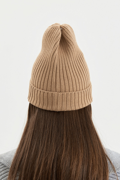 Шапка MIA MIA AIM, цвет: кэмл ШапкаMIA купить онлайн