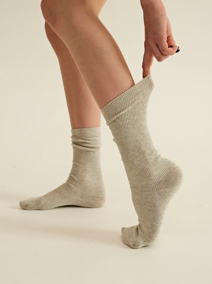 Женские носки в рубчик