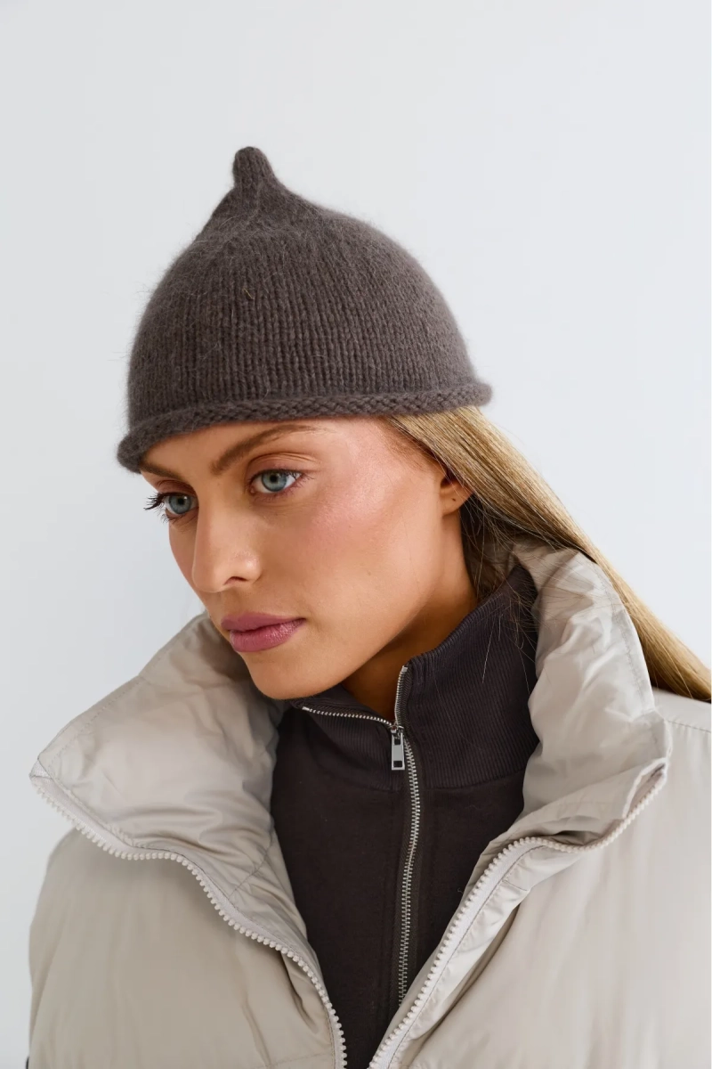 Шапка желудь ручной работы