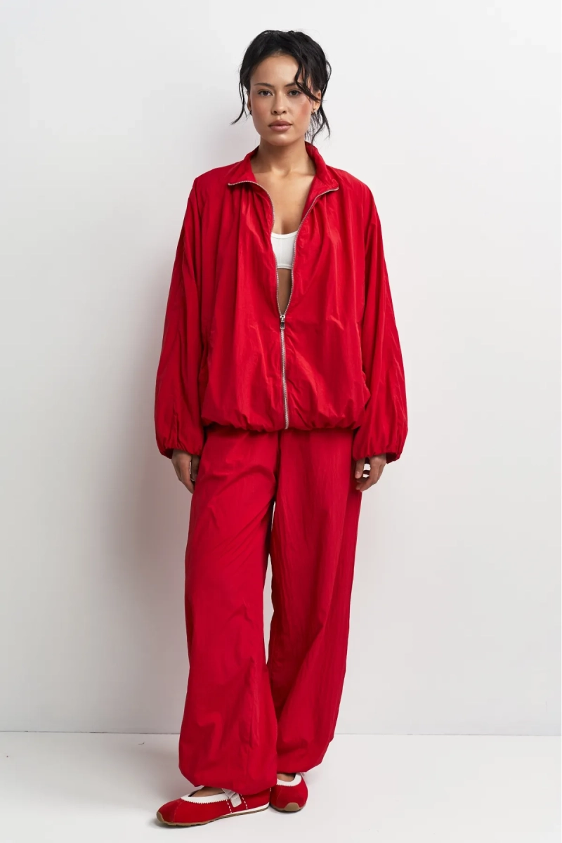 Олимпийка из плащевки Erist store, цвет: красный, НФ-00003395 купить онлайн