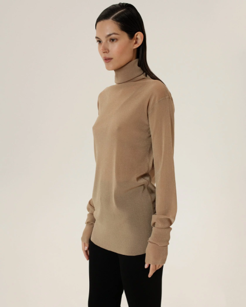 Водолазка с металлической нитью