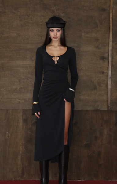 Платье трикотажное миди