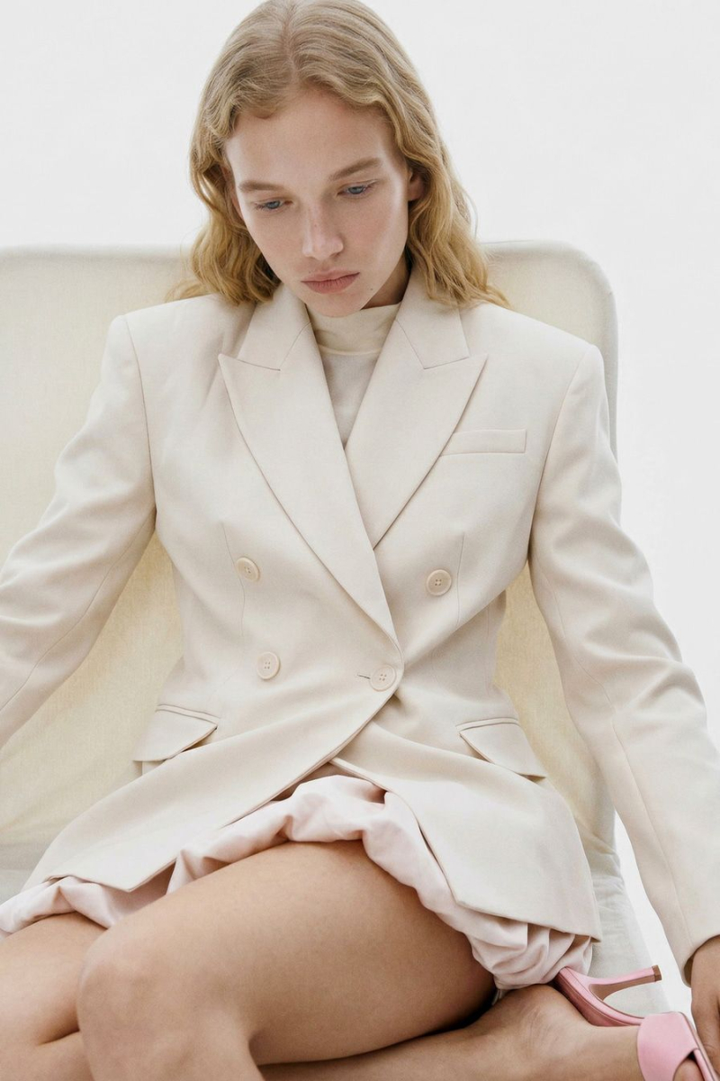 Двубортный жакет TOPTOP, цвет: молочный, TT.060.19149.120 купить онлайн
