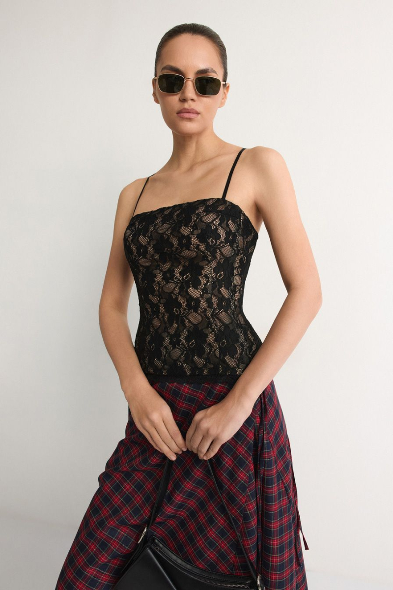 Корсет кружевной