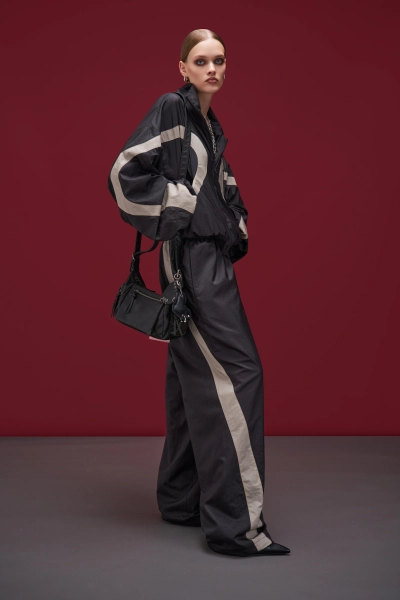 Брюки " Loop Comfy " p.p.s., цвет: черный/золото, 1022.00.00.BLK купить онлайн