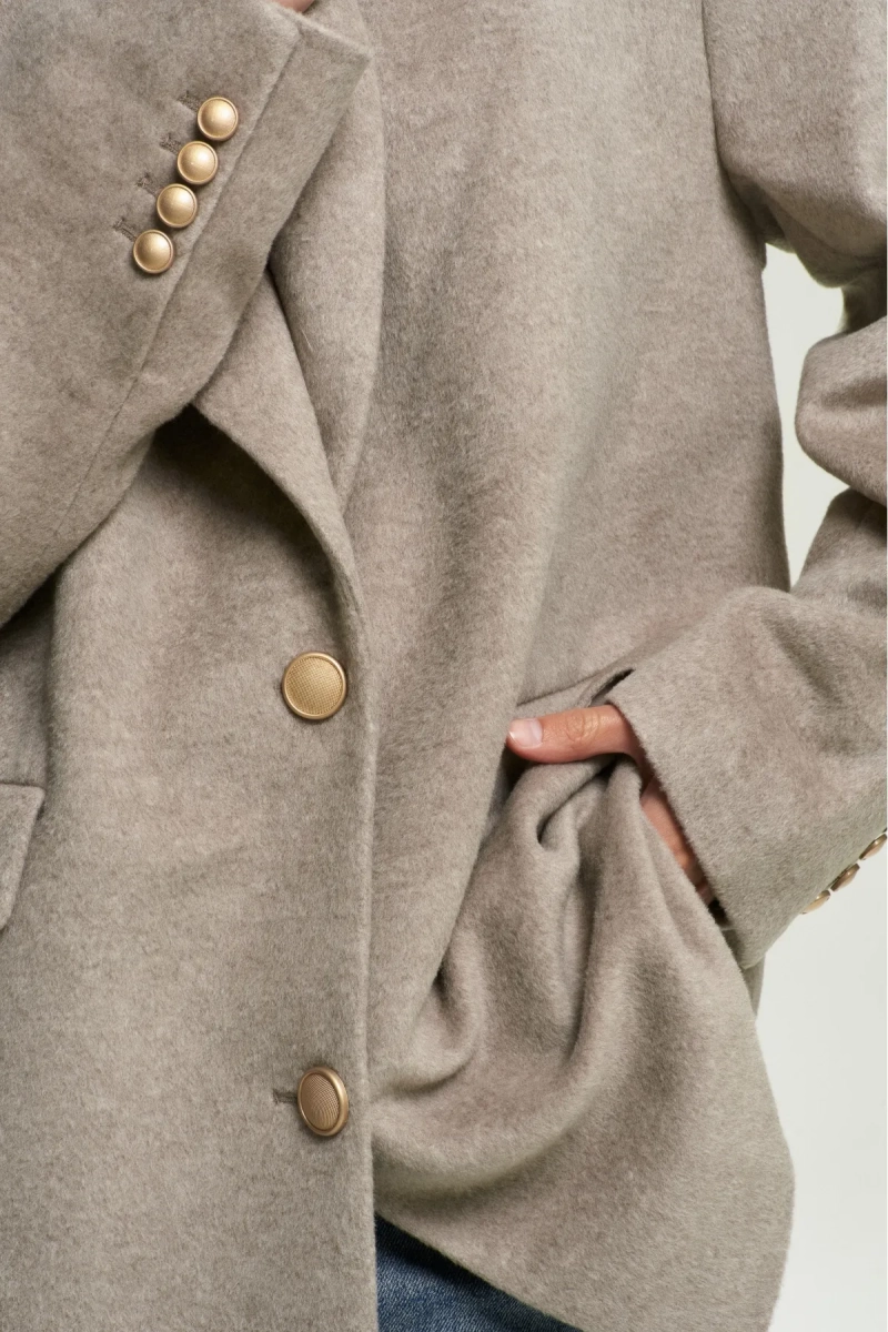 Пальто-жакет Luxury Beige Erist store, цвет: бежевый НФ-00002561 |новая коллекция купить онлайн
