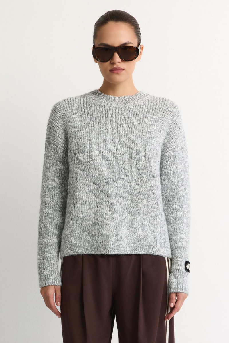 Джемпер из переработанного полиэстера