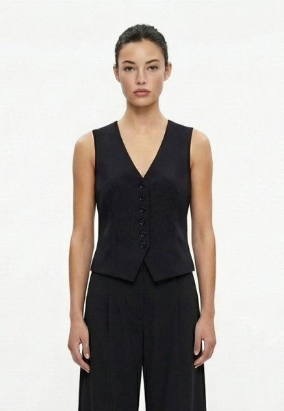 Жилет из костюмной ткани
