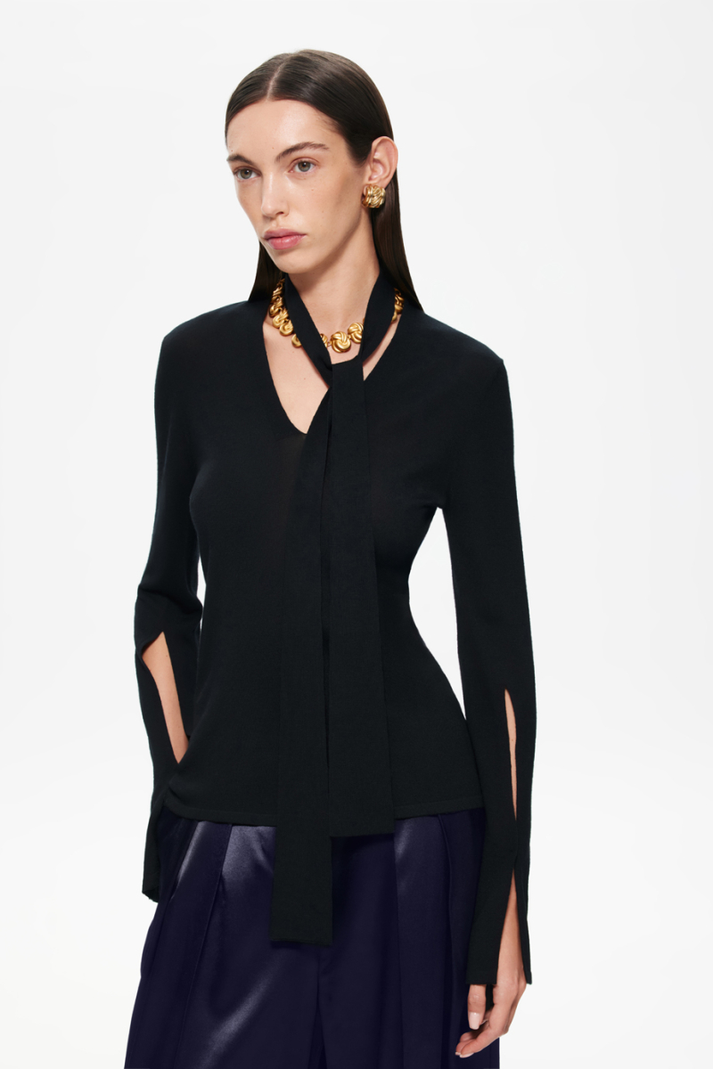 Джемпер из тонкой шерсти с бантом DREAMS BY ALENA AKHMADULLINA, цвет: Черный, 225104140304292/103000 купить онлайн