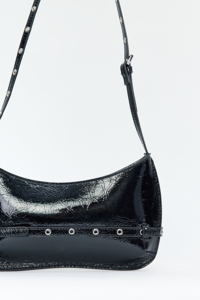 Сумка из лаковой экокожи