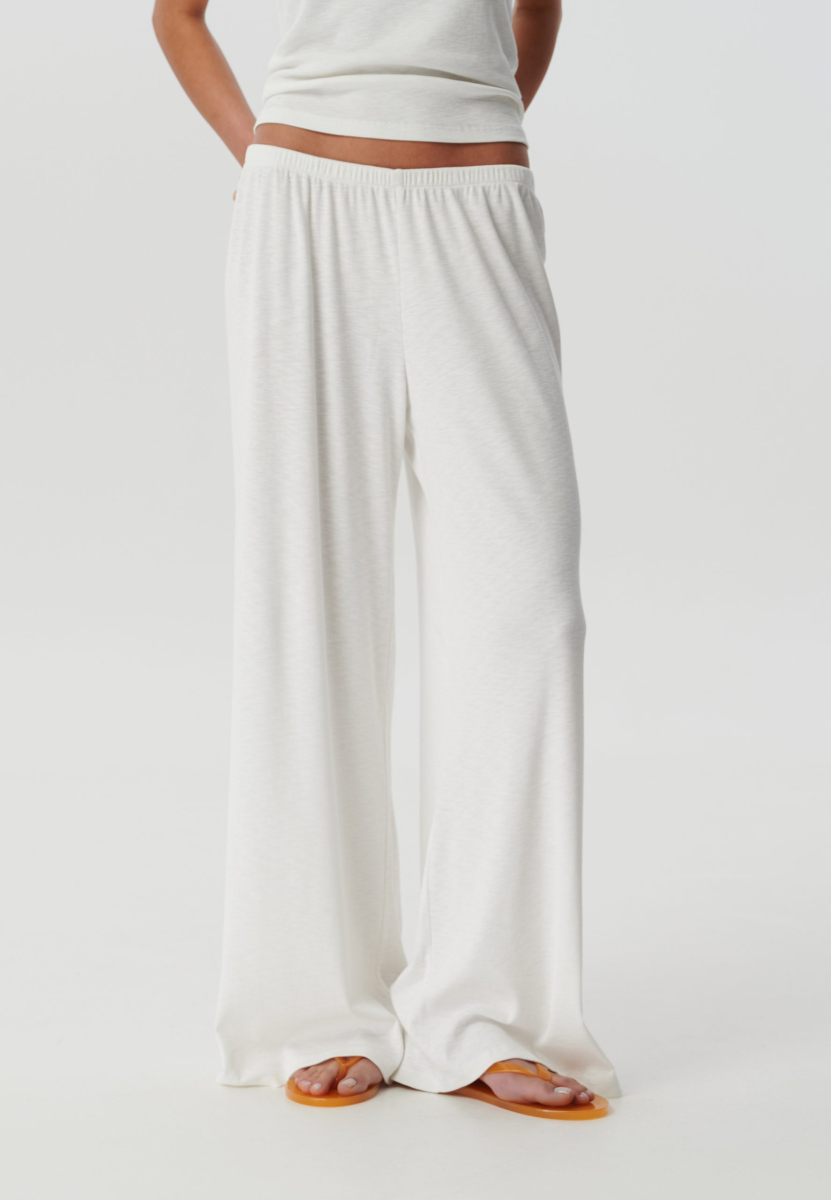 Брюки "Край" CHUBA, цвет: молочный, trousers_edge_ml купить онлайн