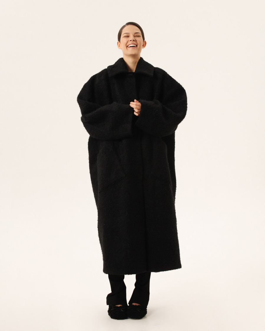 Пальто BLACK Anmuse, цвет: Черный, FUR24W112-BLC купить онлайн