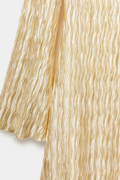 Платье плиссе с открытой спинкой REFERT, цвет: молочный, 08-3953/1-2511 купить онлайн