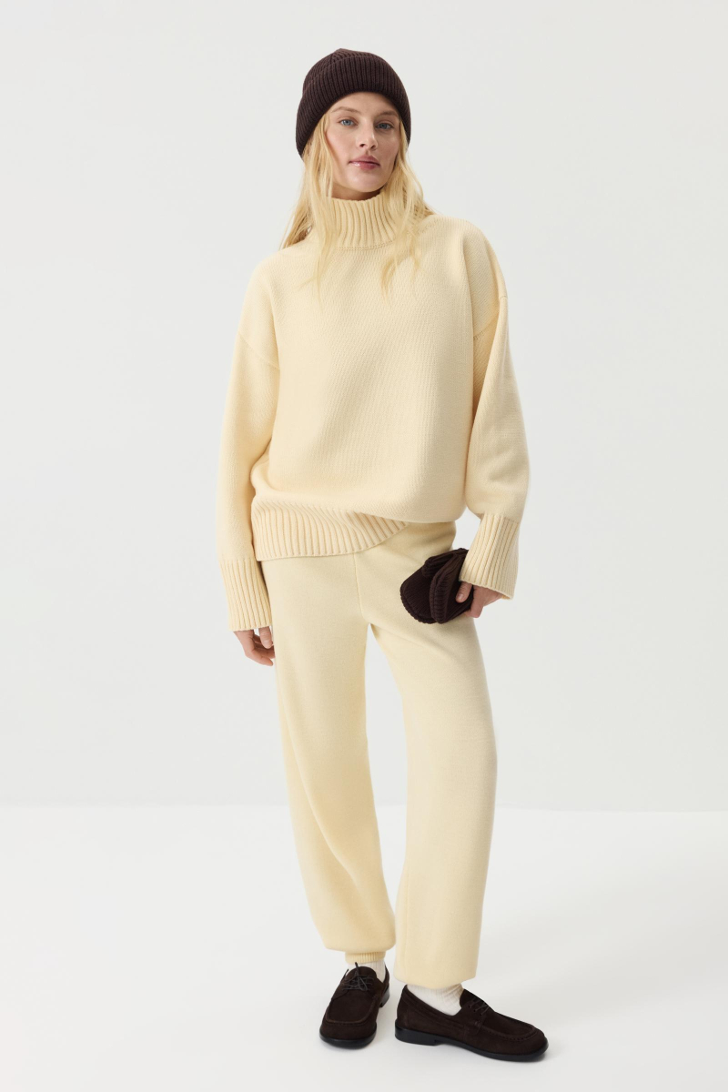 Шапка бини из шерсти мериноса Charmstore, цвет: шоколадный 608-45098-551 купить онлайн