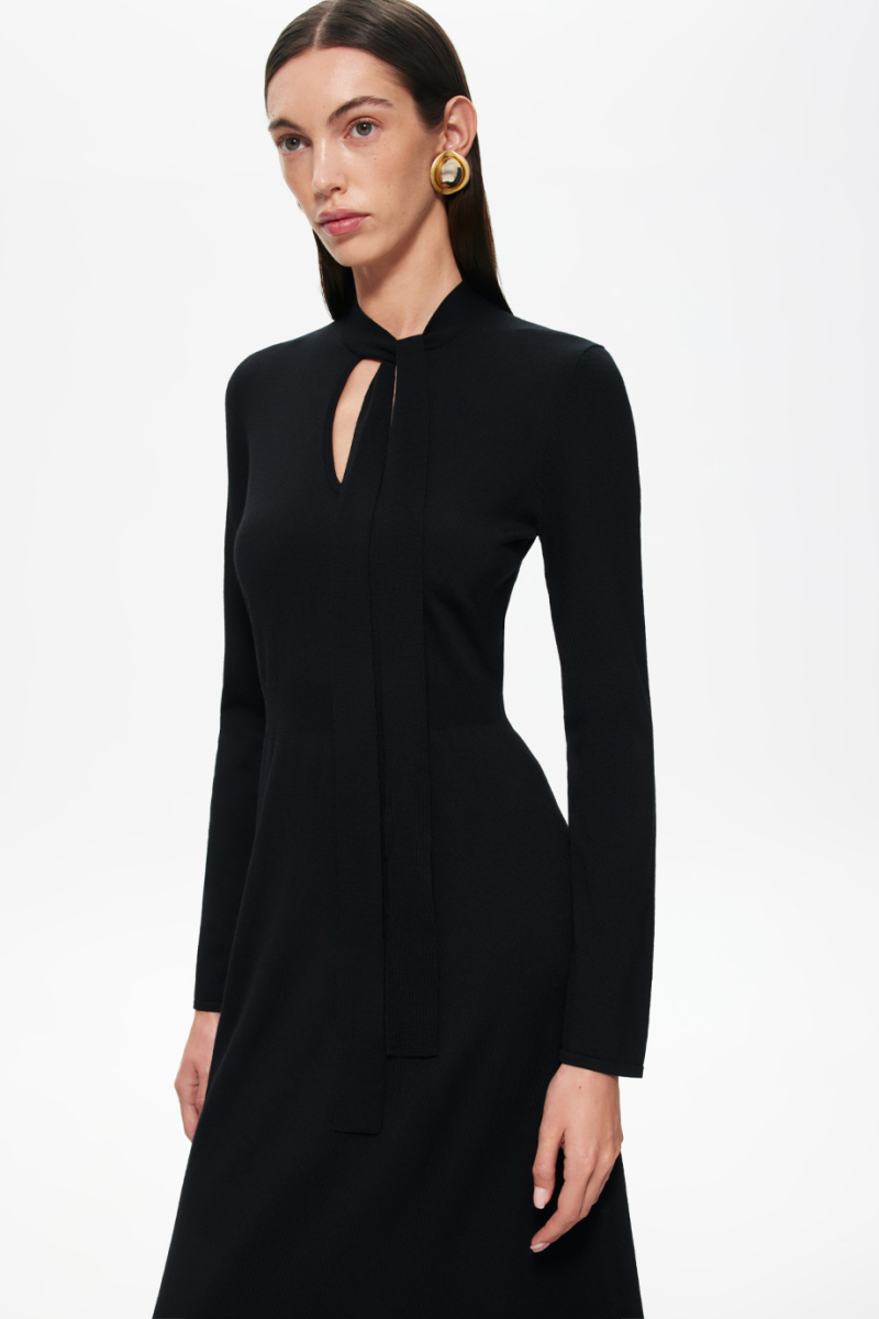 Платье из тонкой шерсти с бантом DREAMS BY ALENA AKHMADULLINA, цвет: Черный, 225104070304302/103000 купить онлайн