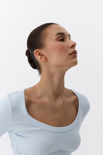 Серебряная серьга-кафф «Культурный код» SBLESKOM, цвет: позолота, 21960 купить онлайн