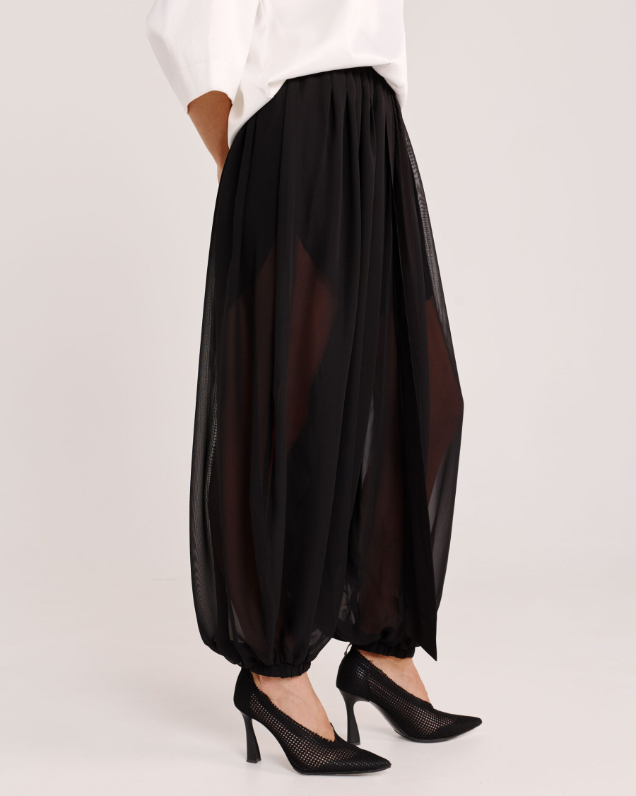 Брюки-шаровары из шифона BLACK Anmuse, цвет: Черный, TR25W218-BLC купить онлайн