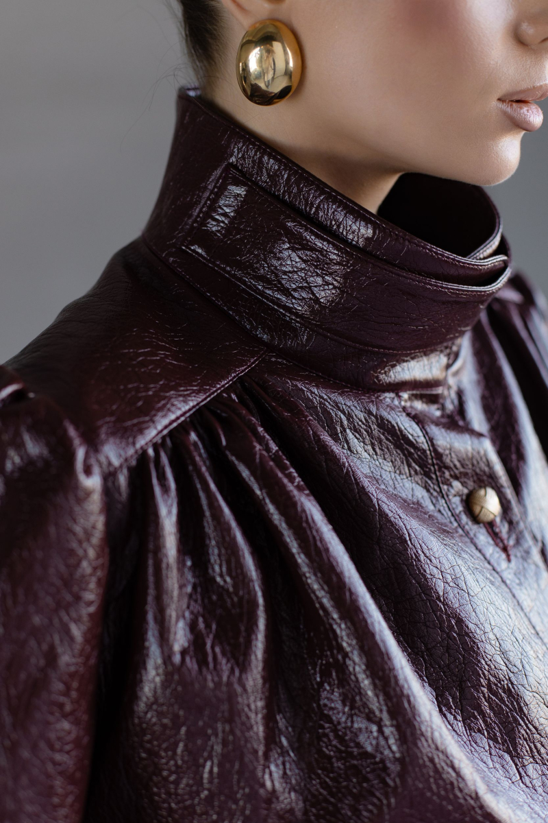 Бомбер из экокожи с драпировкой VLVT, цвет: Бордовый, 00-00005392 купить онлайн